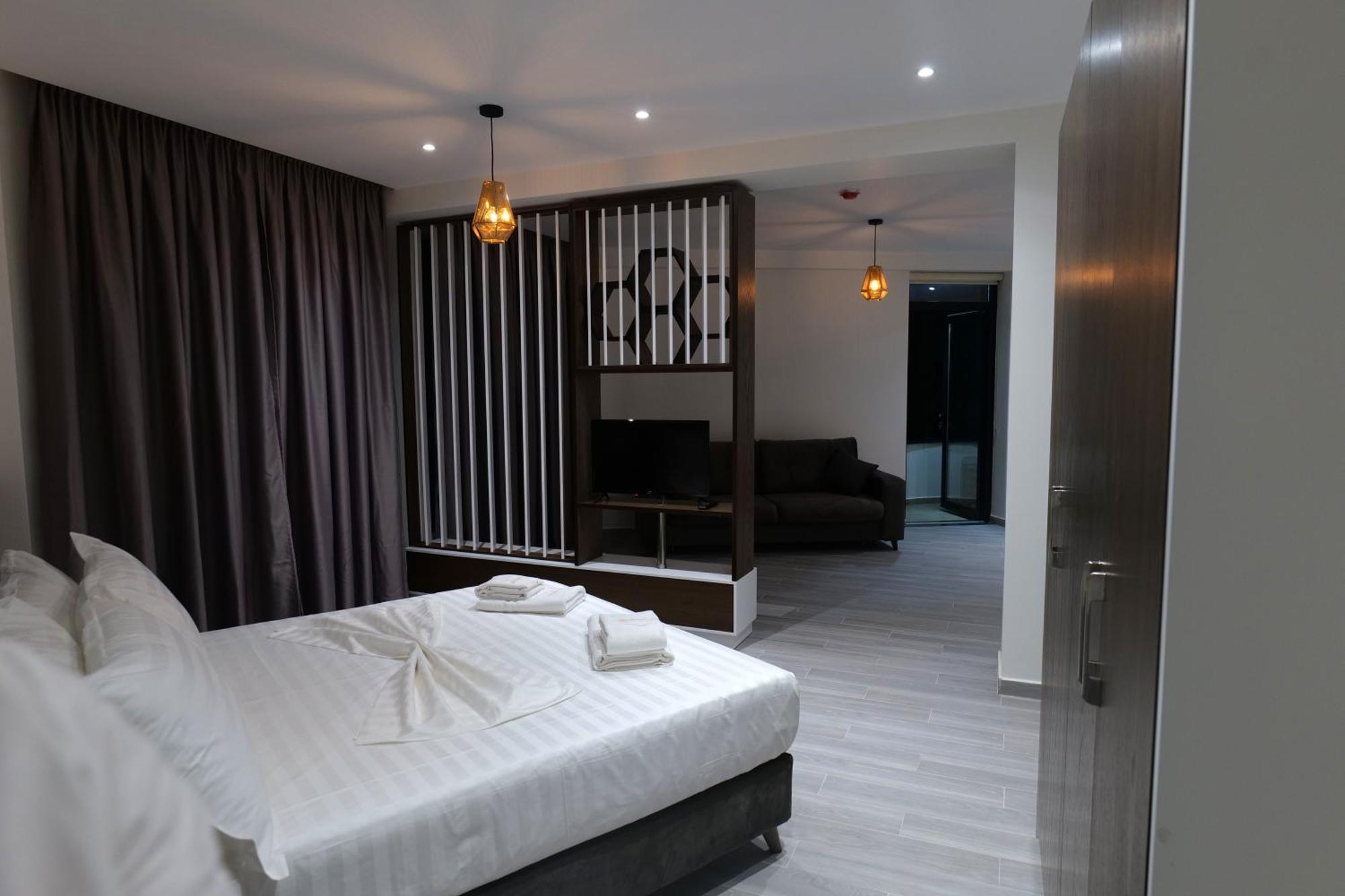 The Honeycomb Boutique Hotel Golem  Exterior foto